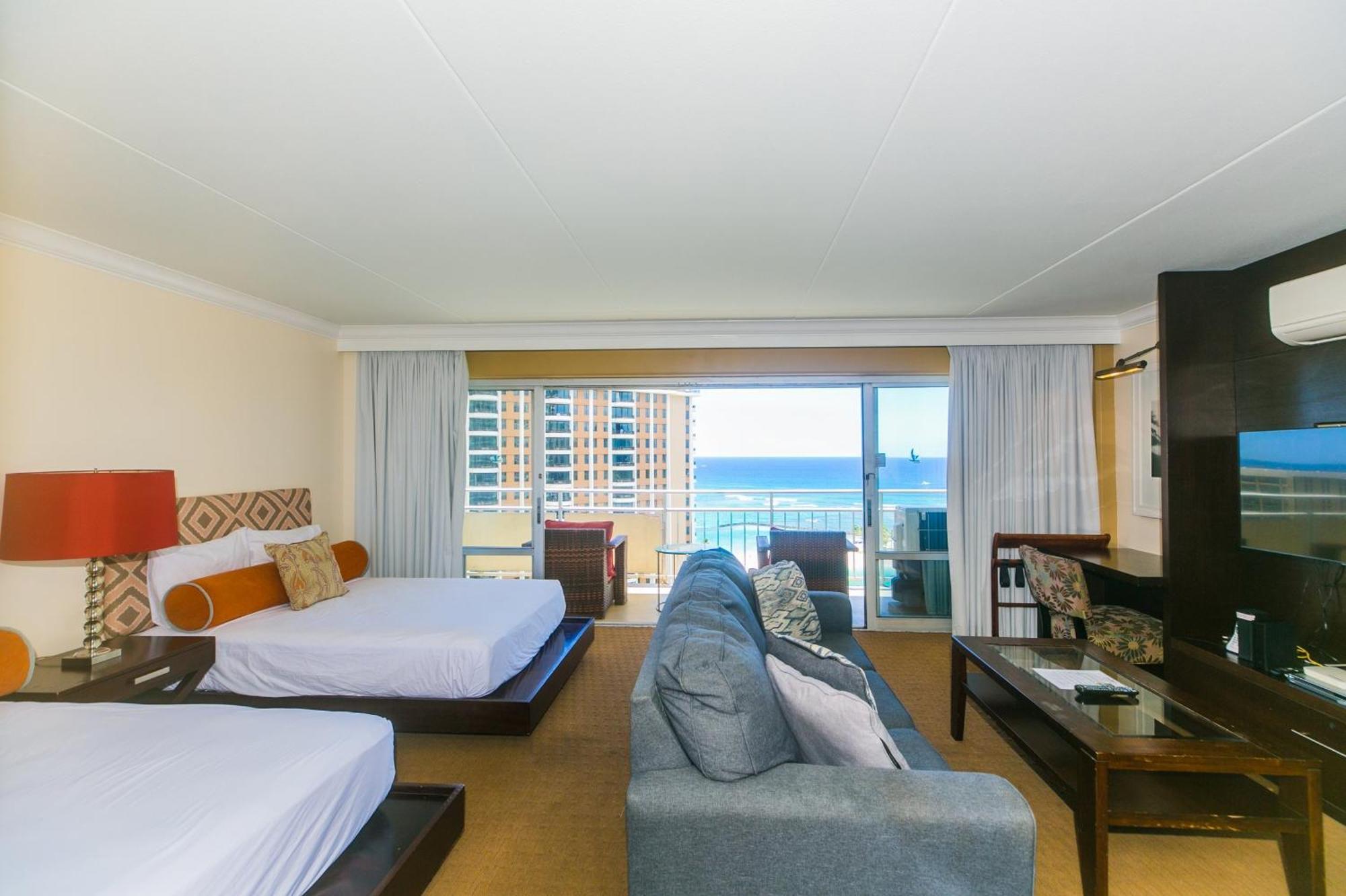 Ilikai Tower One Bedroom Lagoon View Waikiki Condos With Lanai & Free Wifi 호놀룰루 객실 사진