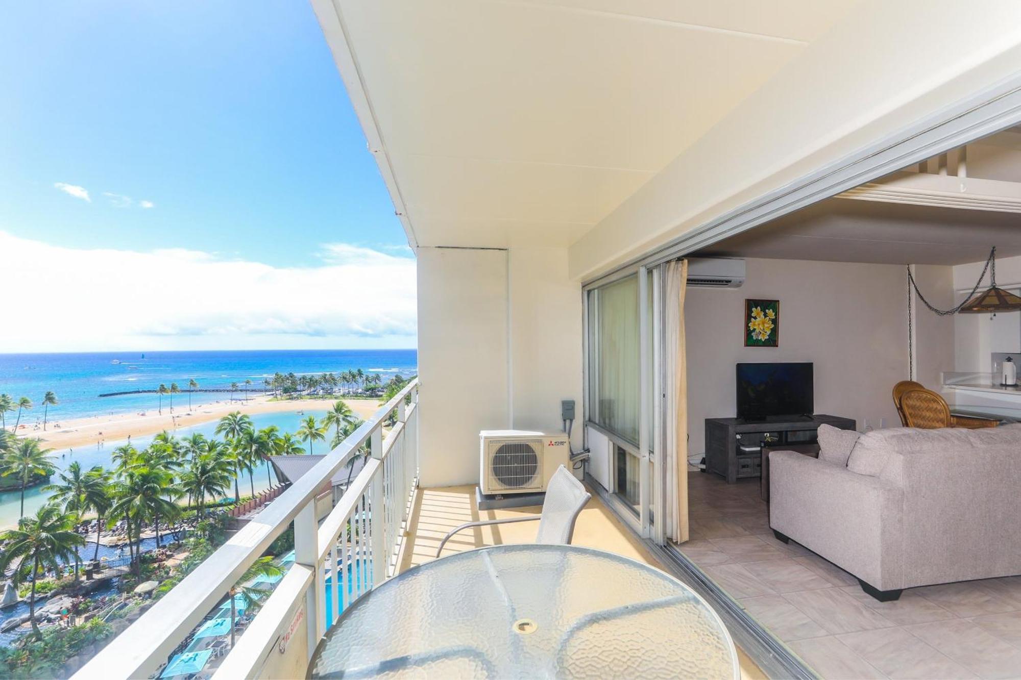 Ilikai Tower One Bedroom Lagoon View Waikiki Condos With Lanai & Free Wifi 호놀룰루 객실 사진