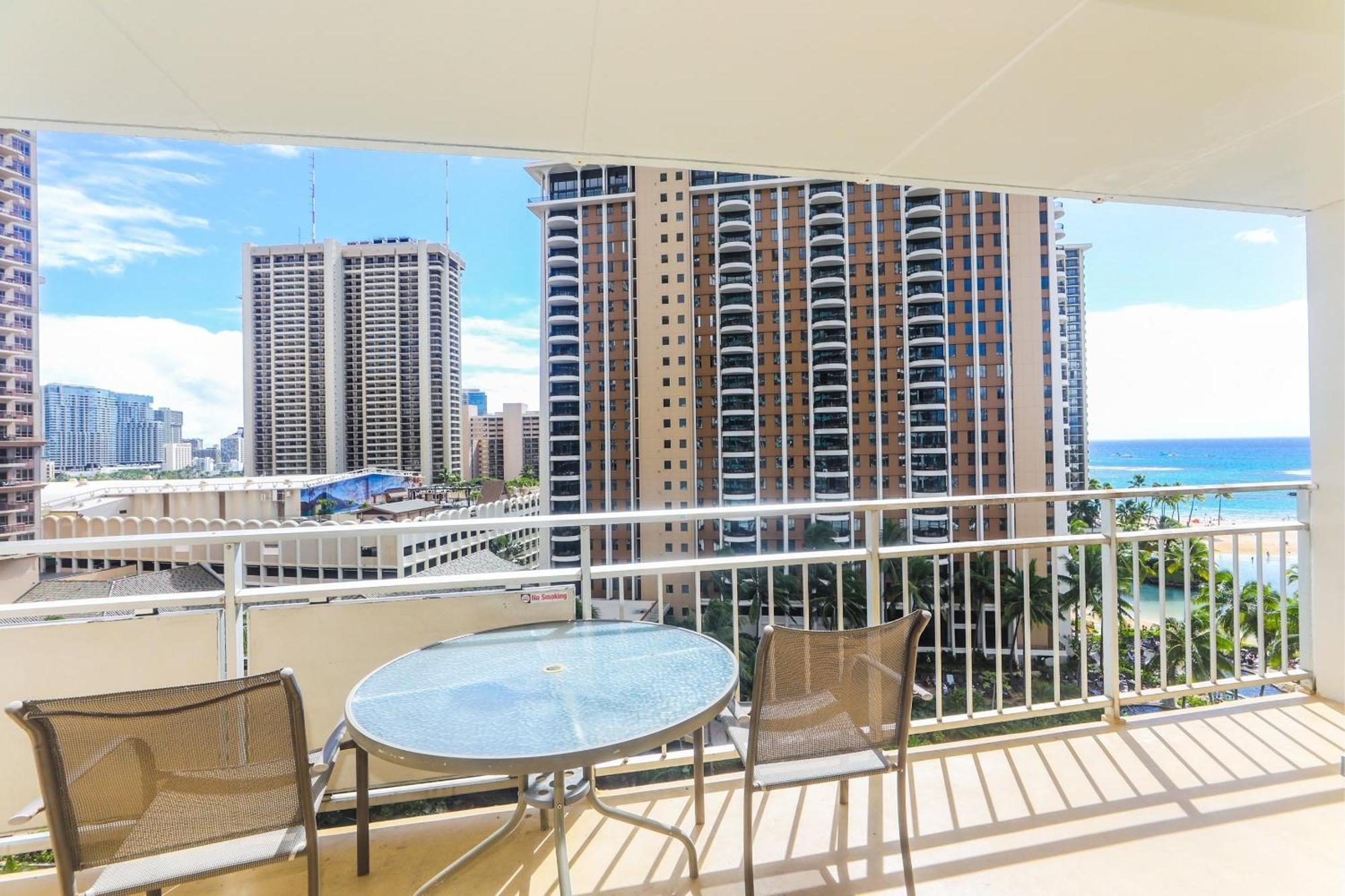 Ilikai Tower One Bedroom Lagoon View Waikiki Condos With Lanai & Free Wifi 호놀룰루 객실 사진